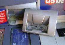 How to recognize an ATM Skimming