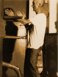 Yip Man on Wing Chun Dummy