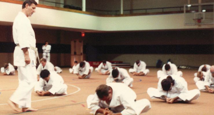 Shihan Julius Thiry conducting clinic.